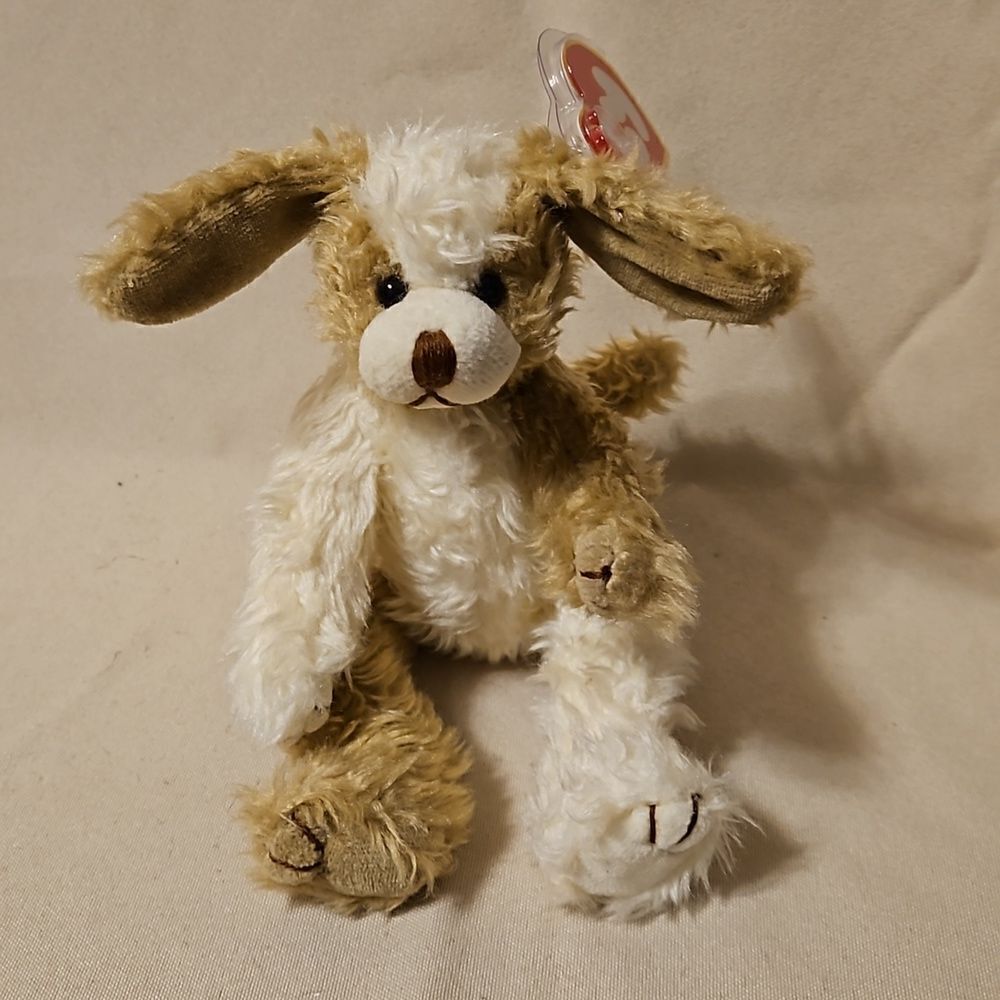 Attic treasure beanie baby,  with tag 3rd edition.